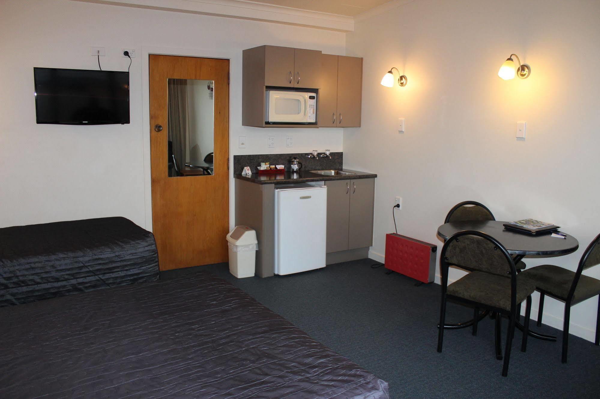 Asure Evergreen Motel インバーカーギル エクステリア 写真