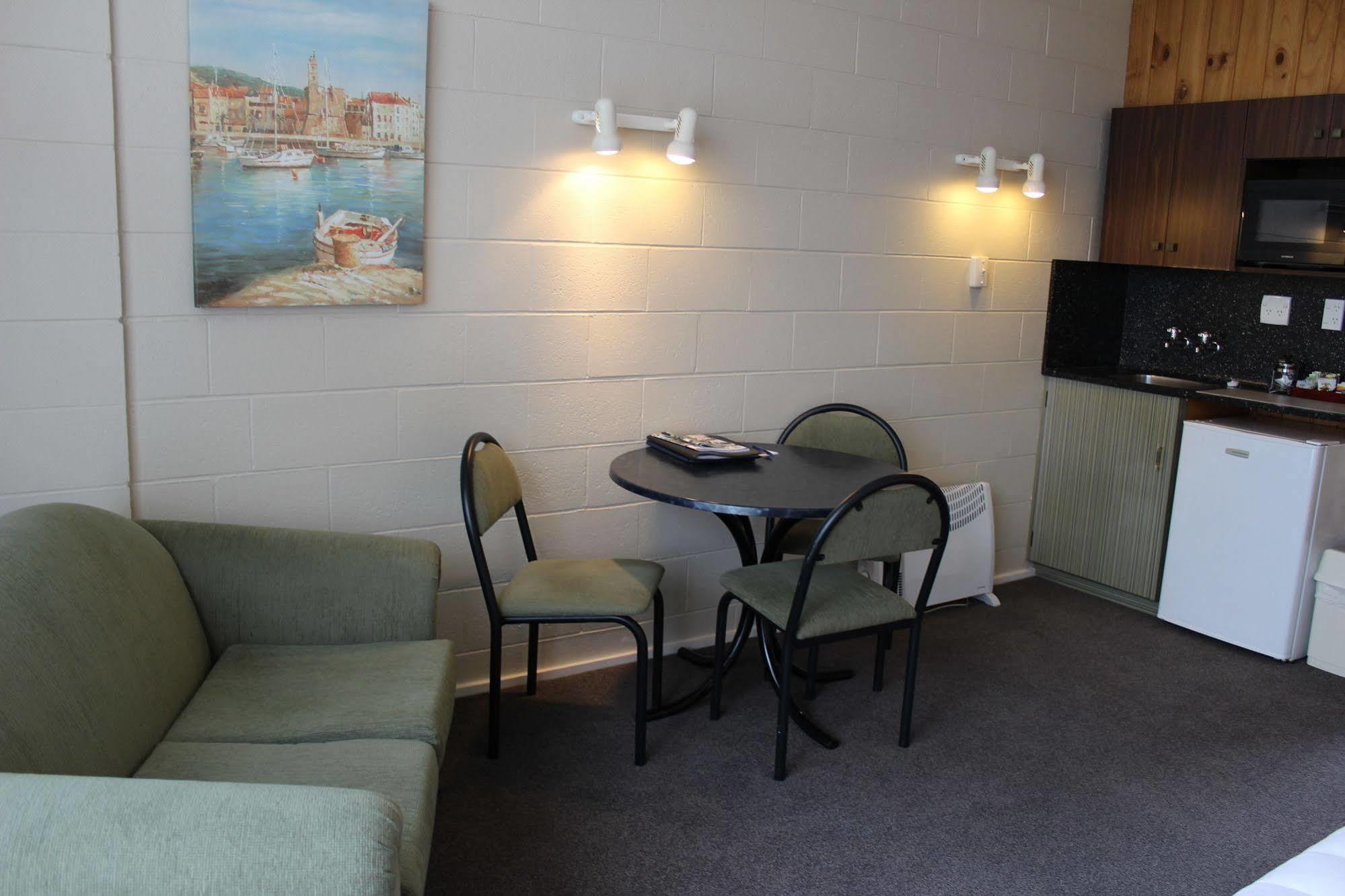 Asure Evergreen Motel インバーカーギル エクステリア 写真